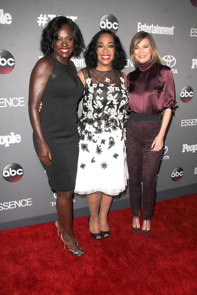 Shonda Rhimes, Ellen Pompeo, Viola Davis — Zdjęcie stockowe