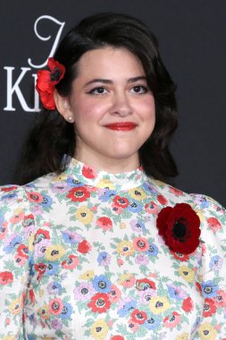 Grace Edwards, 11 Kasım 2025 'te Los Angeles' taki Jay Kelly Los Angeles Tiyatrosu 'nda prömiyer.