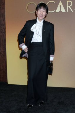 Celine Song, Ray Dolby Balo Salonu 'nda verilen 2025 Vali Ödülleri' nde 16 Kasım 2025, Los Angeles, CA