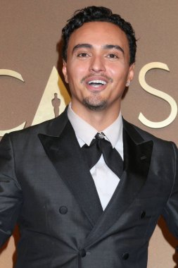 Tonatiuh, 16 Kasım 2025 'te Los Angeles' ta Ray Dolby Balo Salonu 'nda 2025 Vali Ödülleri' nde.