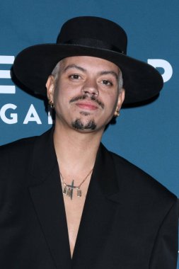 Evan Ross, Los Angeles 'taki One Drop Galası 2025 Audrey Irmas Pavillion' da 18 Haziran 2025, Los Angeles, CA