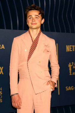 Ben Ahlers, 30. Sinema Oyuncuları Birliği Ödülleri 'nde, Shrine Konser Salonu' na 24 Şubat 2024 'te Los Angeles, CA