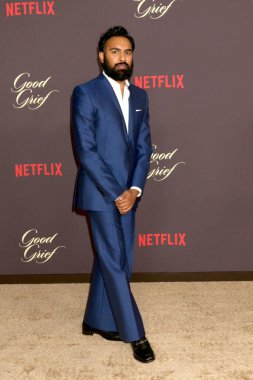 Himesh Patel, 23 Aralık 2023 'te, Los Angeles, CA' da, Mısır Tiyatrosu 'ndaki Good Grief Premiere' de.
