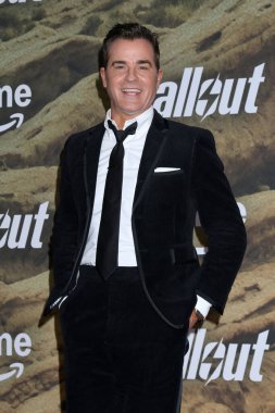 Justin Theroux, Radyoaktif Serpinti 2. Sezon, 8 Aralık 2025 'te Los Angeles' taki Akademi Sinema Müzesi 'nde prömiyer aldı.