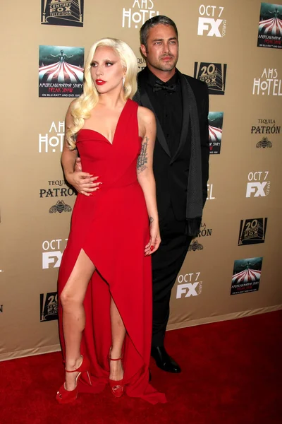 Lady Gaga, Taylor Kinney — Foto de Stock