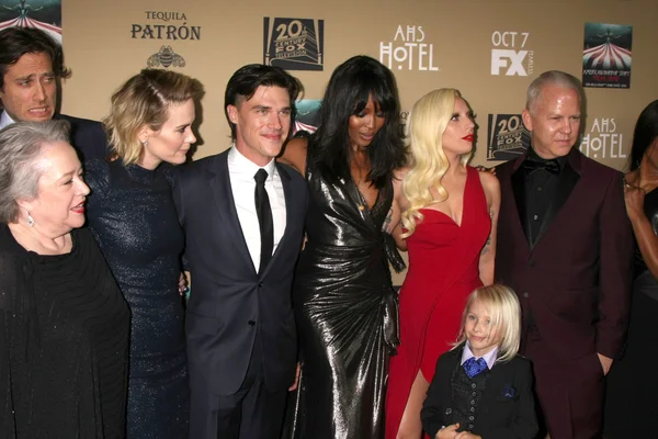 Kathy Bates, Sarah Paulson, Finn Wittrock, Naomi Campbell, Lady Gaga, Ryan Murphy — Stock fotografie