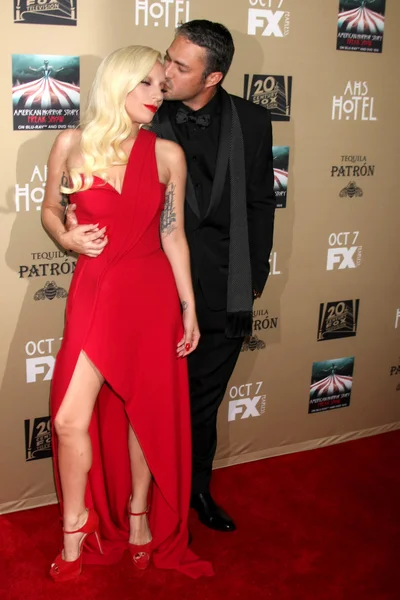 Taylor Kinney, Lady Gaga — Stockfoto