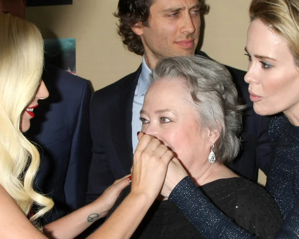 Lady Gaga, Kathy Bates, Sarah Paulson — Stok fotoğraf