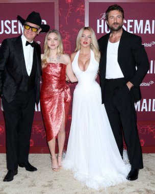 Paul Feig, Amanda Seyfried, Sydney Sweeney, Brandon Sklenar The Housemaid Premiere at the TCL Chinese Theater IMAX 15 Aralık 2025, Los Angeles, CA