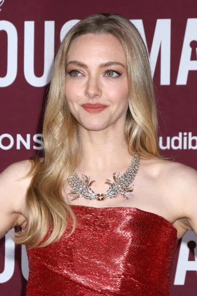 Amanda Seyfried, The Housemaid Prömiyer at the TCL Chinese Theater IMAX 15 Aralık 2025, Los Angeles, CA