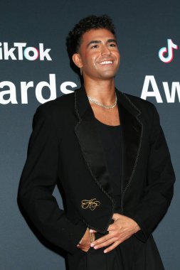 Ezra Sosa, Hollywood Paladyumu 'ndaki TikTok Ödülleri' nde 18 Aralık 2025, Los Angeles, CA