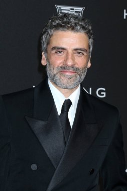 Oscar Isaac, Palm Springs Uluslararası Film Festivali Galasında 3 Ocak 2026 'da Palm Springs, CA