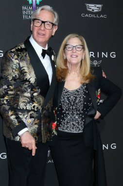 Paul Feig, Laura Feig, 3 Ocak 2026 'da Palm Springs, CA' da düzenlenen Kongre Merkezi 'ndeki 37. Palm Springs Uluslararası Film Festivali Galasında.