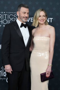 Jimmy Kimmel, Molly McNearney 31. Yıllık Eleştirmenler Seçimi Ödülleri 'nde 4 Ocak 2026' da Santa Monica, CA