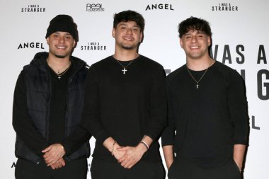 Joshua Jacob, John Morales, 6 Ocak 2026 'da Century City, CA' daki AMC 15 tiyatrosunda 