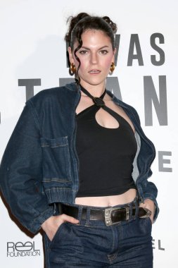 Tori Saleh, 6 Ocak 2026 'da Century City, CA' da AMC 15 tiyatrosunda 'I Was a Stranger' prömiyerinde