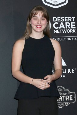 Katerina Falbrova, Glenrothan gösteriminde - 11 Ocak 2026 'da Palm Springs, CA' da Richards Sanat Merkezi 'nde Kapanış Gecesi