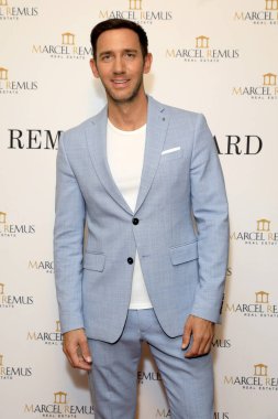 Marcel Remus, 8 Mart 2023 'te Beverly Hills Oteli' ndeki Remus Ödül Öncesi Çay Saati Etkinliği 'nde.