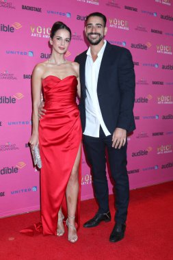 Shani Atias, Tom Shalom, 18 Ocak 2026 'da Beverly Hilton Oteli' nde 12. Ses Sanatları Ödülleri 'nde.