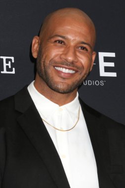 Jeffrey Bowyer-Chapman, Lincoln Avukatı Sezon 4 Bölüm 4 PMC Çatısı Terasında 28 Ocak 2026 'da Batı Hollywood, CA