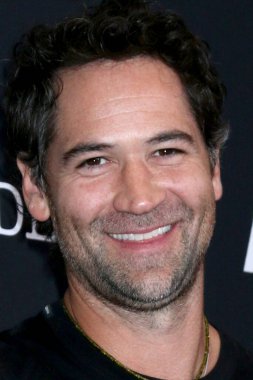 Manuel Garcia-Rulfo, 'Lincoln Avukatı' Sezon 4 Bölüm 4 PMC Çatısı Terasında 28 Ocak 2026, Batı Hollywood, CA