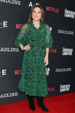 Sasha Alexander, Lincoln Avukatı Sezon 4 Bölüm 4 PMC Çatısı Terasında 28 Ocak 2026 'da Batı Hollywood, CA