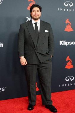 Bryson Keith, Los Angeles 'ta 30 Ocak 2026' da Los Angeles Kongre Merkezi 'nde yılın MusiCares Kişi Yarışması' nda IHO Mariah Carey.