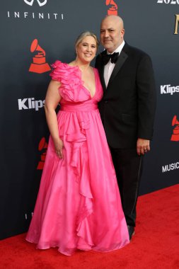 Jennifer Jimenez, Desi Jimenez, 30 Ocak 2026 'da Los Angeles, CA' da Los Angeles Kongre Merkezi 'nde yılın MusiCares Person etkinliği IHO Mariah Carey' de.