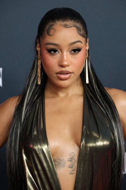 Taty Cokley, Los Angeles 'ta 30 Ocak 2026' da Los Angeles Kongre Merkezi 'nde yılın MusiCares Kişi Etkinliği IHO Mariah Carey.