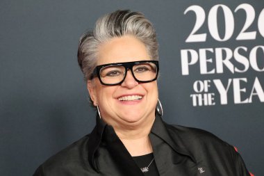 Tammy Hurt, Los Angeles 'ta 30 Ocak 2026' da Los Angeles Kongre Merkezi 'nde yılın MusiCares etkinliğinde IHO Mariah Carey' i canlandırdı.