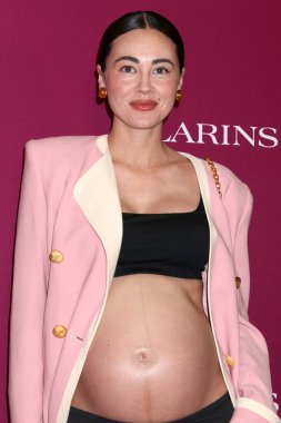 Ana Tanaka, 29 Ocak 2026 'da Los Angeles' ta Alba 'daki Clarins' Sugar and Shine Galentine 's Affair' de.