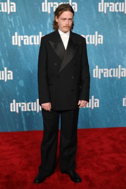 Caleb Landry Jones TCL Çin Tiyatrosu 'ndaki Drakula Premiere' de 3 Şubat 2026 'da Los Angeles, CA