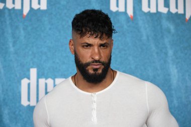 Ricky Whittle, TCL Çin Tiyatrosu 'nun Drakula Premiere' inde 3 Şubat 2026 'da Los Angeles, CA