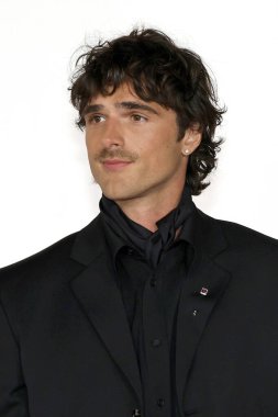 Jacob Elordi, 28 Ocak 2026 'da Los Angeles' taki TCL Çin Tiyatrosu 'nun' Uğultulu Tepeler 'dünya prömiyerinde.