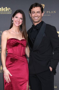 Brittany Underwood, Jonathan Stoddard 6 Şubat 2026 'da Los Angeles' ta Avalon Hollywood 'da düzenlenen 33. Yıllık Film Rehberi Ödülleri Galasında.