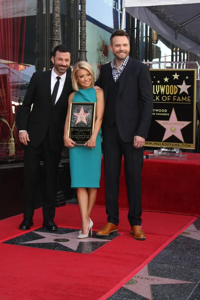 Kelly Ripa Hollywood Walk of Fame seremonia — kuvapankkivalokuva