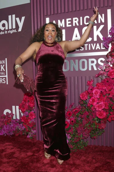 Vivica A. Fox, 8. Amerikan Siyahi Film Festivali Onur Töreni 16 Şubat 2026 'da Los Angeles' ta SLS Hotel 'de gerçekleşti.