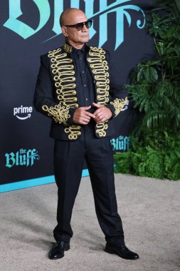 Temuera Morrison, 17 Şubat 2026 'da TCL Çin Tiyatrosu' ndaki The Bluff World Prömiyeri 'nde Los Angeles, CA