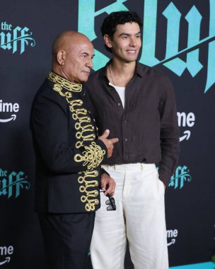 Temuera Morrison, James Morrison 17 Şubat 2026 'da Los Angeles' taki TCL Çin Tiyatrosu 'nda The Bluff World Premiere' de.