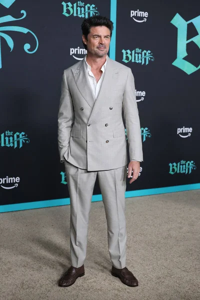 Karl Urban 17 Şubat 2026 'da TCL Çin Tiyatrosu' nda The Bluff World Prömiyeri 'nde, CA