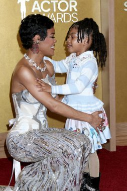 Teyana Taylor, Rose Shumpert Sokağı, Shrine Konser Salonu 'na 32. Yıllık Aktör Ödülleri' nde 1 Mart 2026 'da Los Angeles, CA