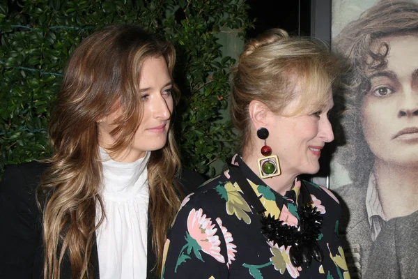 Grace Gummer, Meryl Streep — Stock Photo, Image