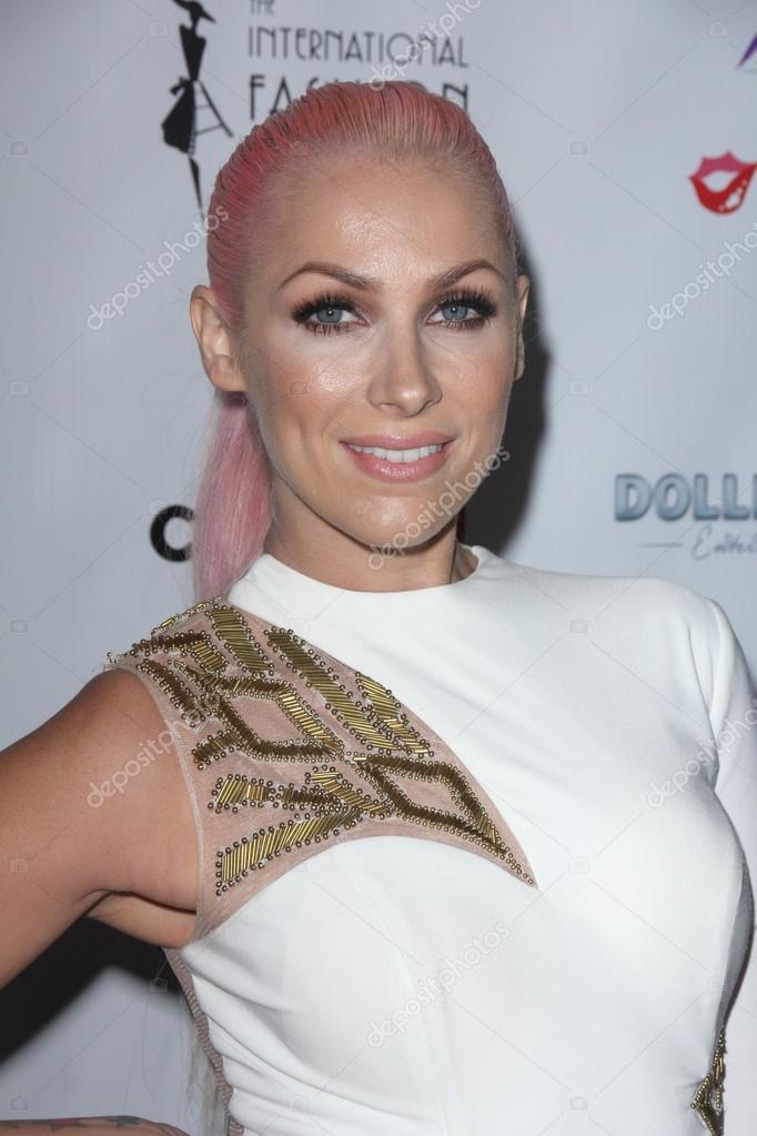 Actress Bonnie McKee – Stock Editorial Photo © Jean_Nelson #87920432