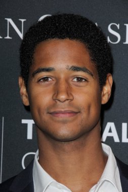 aktör Alfred Enoch