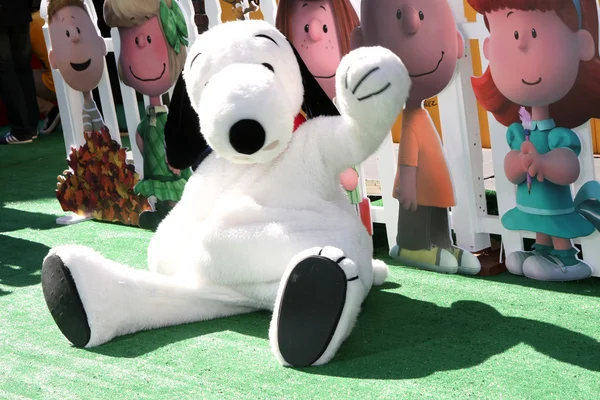 Snoopy beim "Peanuts-Film"" — Stockfoto