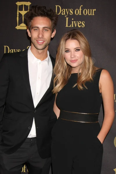 Blake Berris, Ashley Benson — Stock Photo, Image