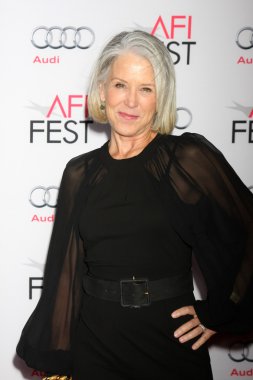 actress Elizabeth Cantillon