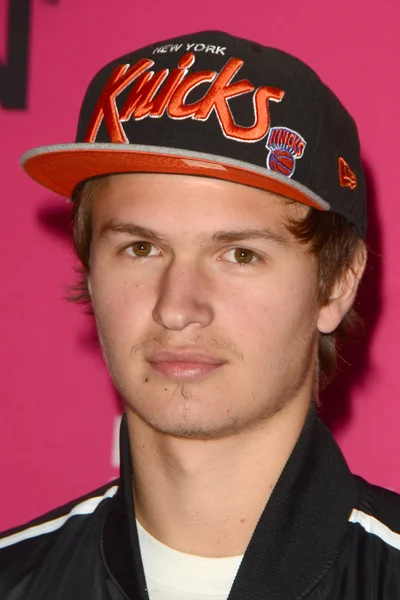 Acteur Ansel Elgort — Stockfoto