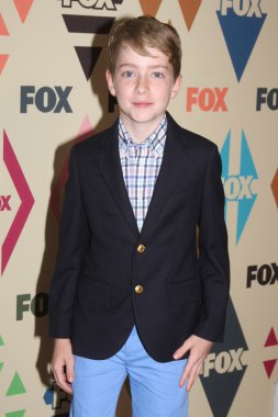 aktör Connor Kalopsis