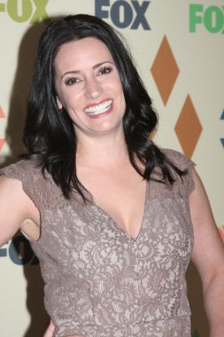 aktris Paget Brewster